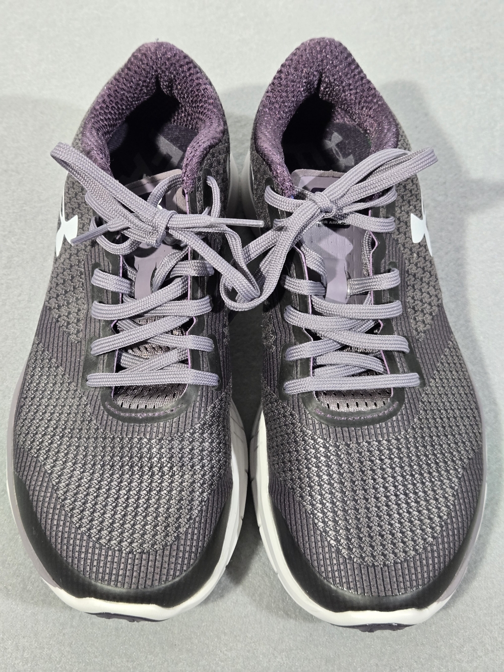 Under Armour Women’s 7.5 Athletic Running Shoes - Picture 6 of 9